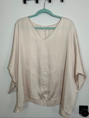 Light Cream V-Neck Draped Women's Tunic